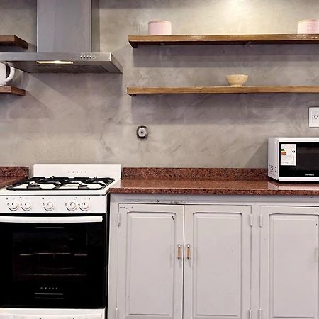 Duplex Mendoza Con Chochera Techada Luaran gambar
