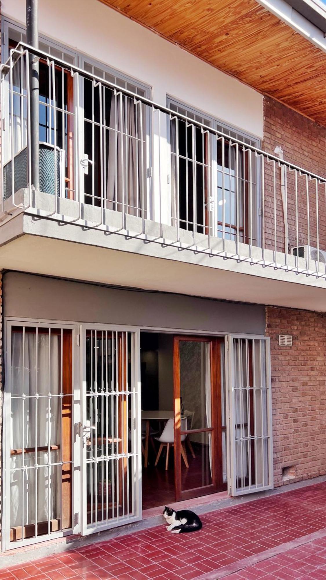 Duplex Mendoza Con Chochera Techada Luaran gambar